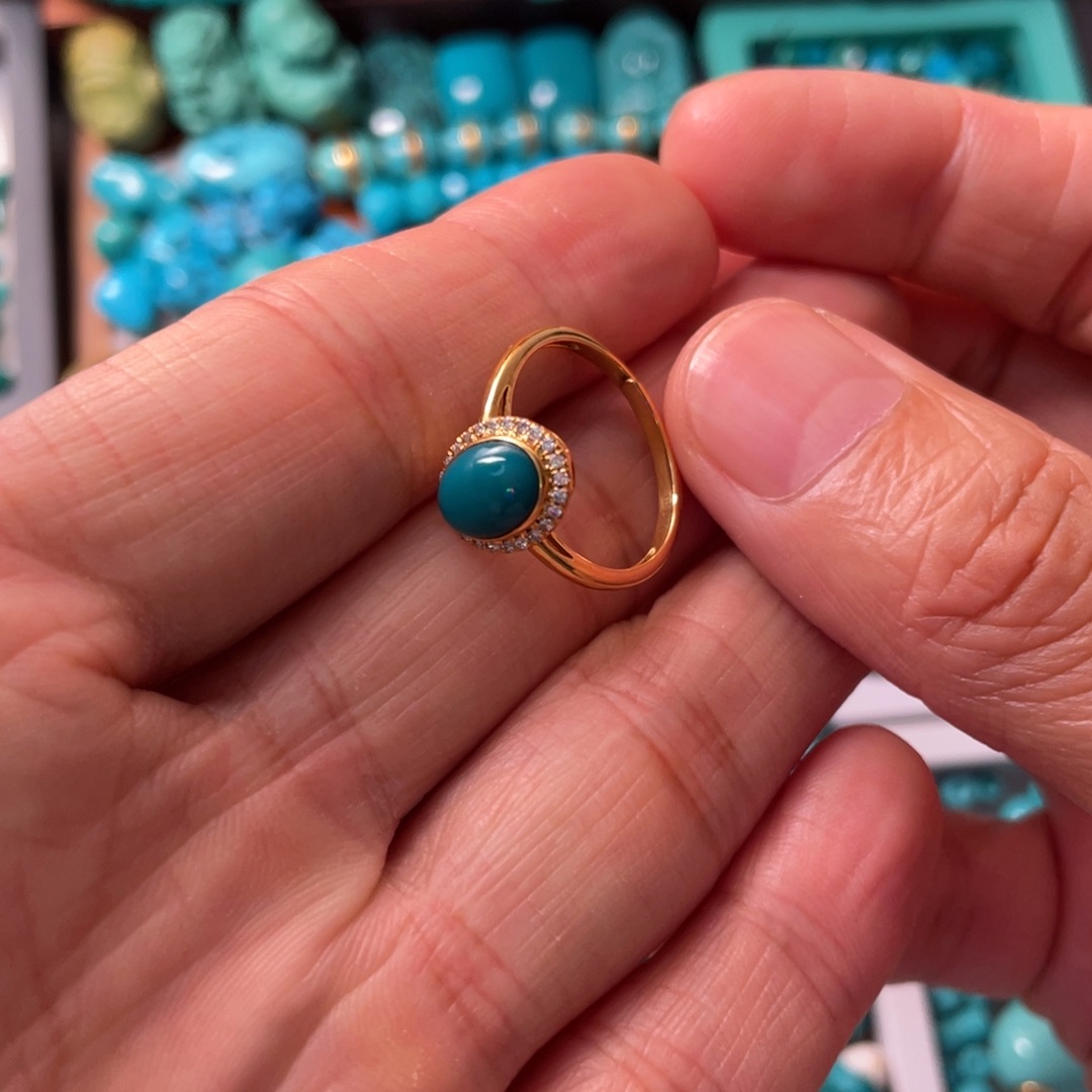 默***呦绿松石18K金镶嵌颈饰