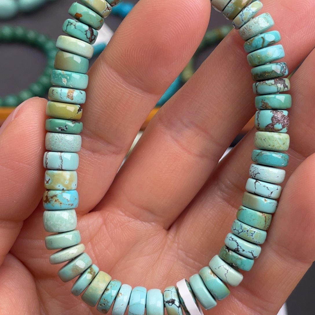 未镶嵌绿松石珠宝奇石