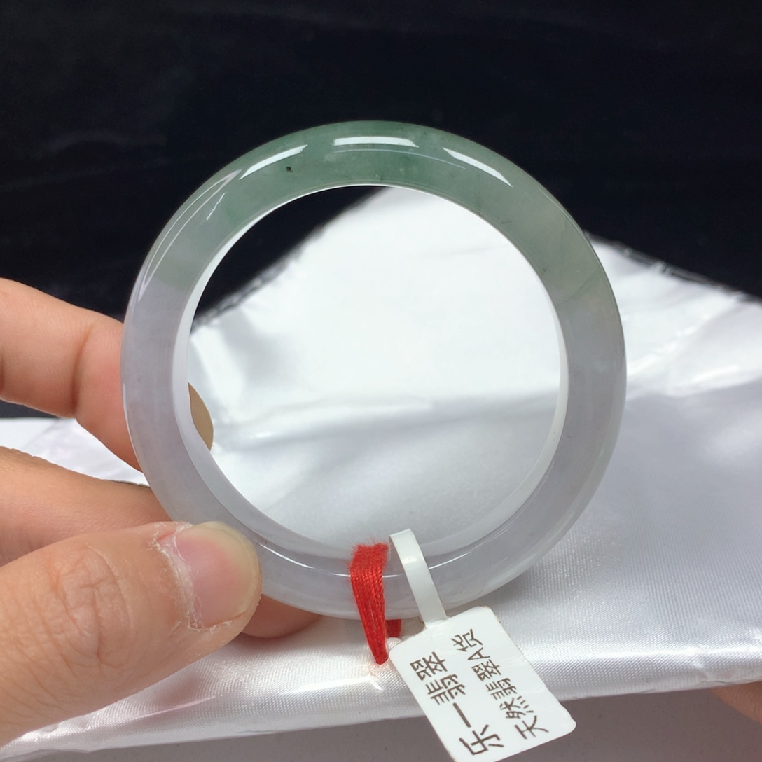 翡翠手镯（圆镯）未镶嵌50.8