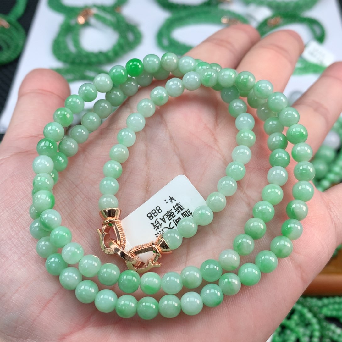 翡翠手链未镶嵌翡翠