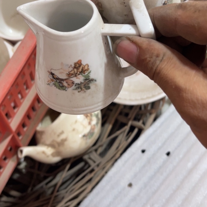 三大招公道白色两个