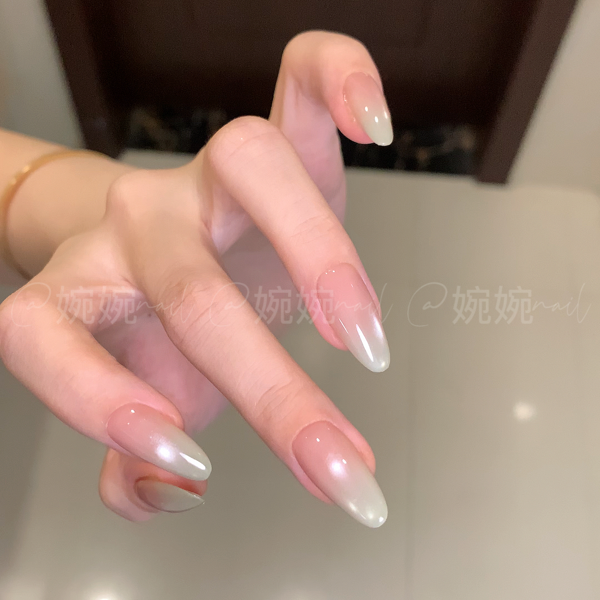 【冰块薄荷】纯手工简约干净渐变猫眼显白百搭设计穿戴甲