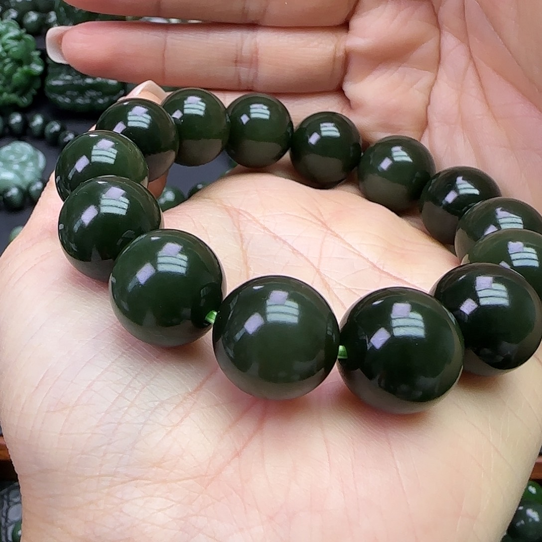 和田玉未镶嵌珠宝奇石