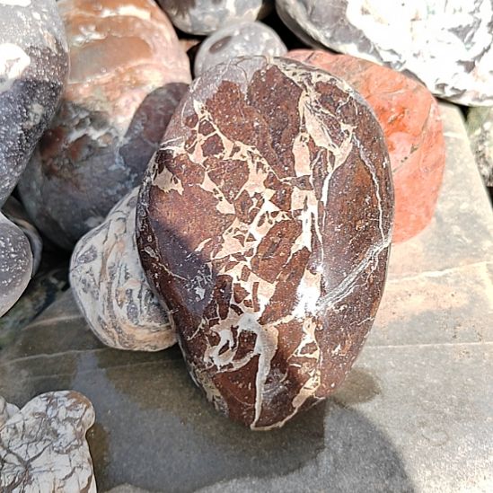 昆仑山下纯天然原石