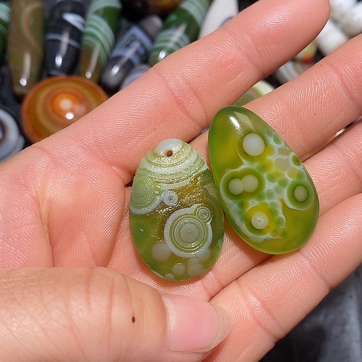 鱼***玛瑙/玉髓合金颈饰