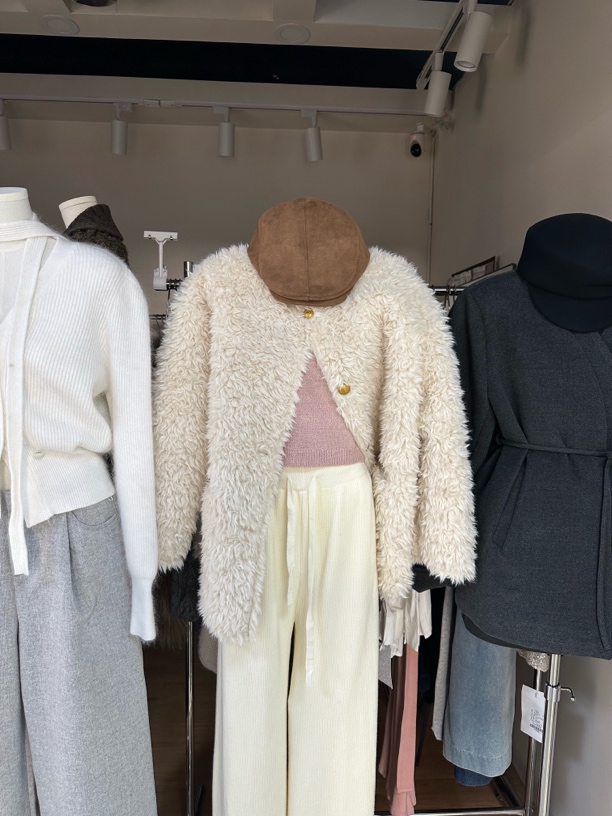 短外套女小香风加厚秋冬上衣韩版大衣时尚气质毛绒羊羔绒皮毛一体