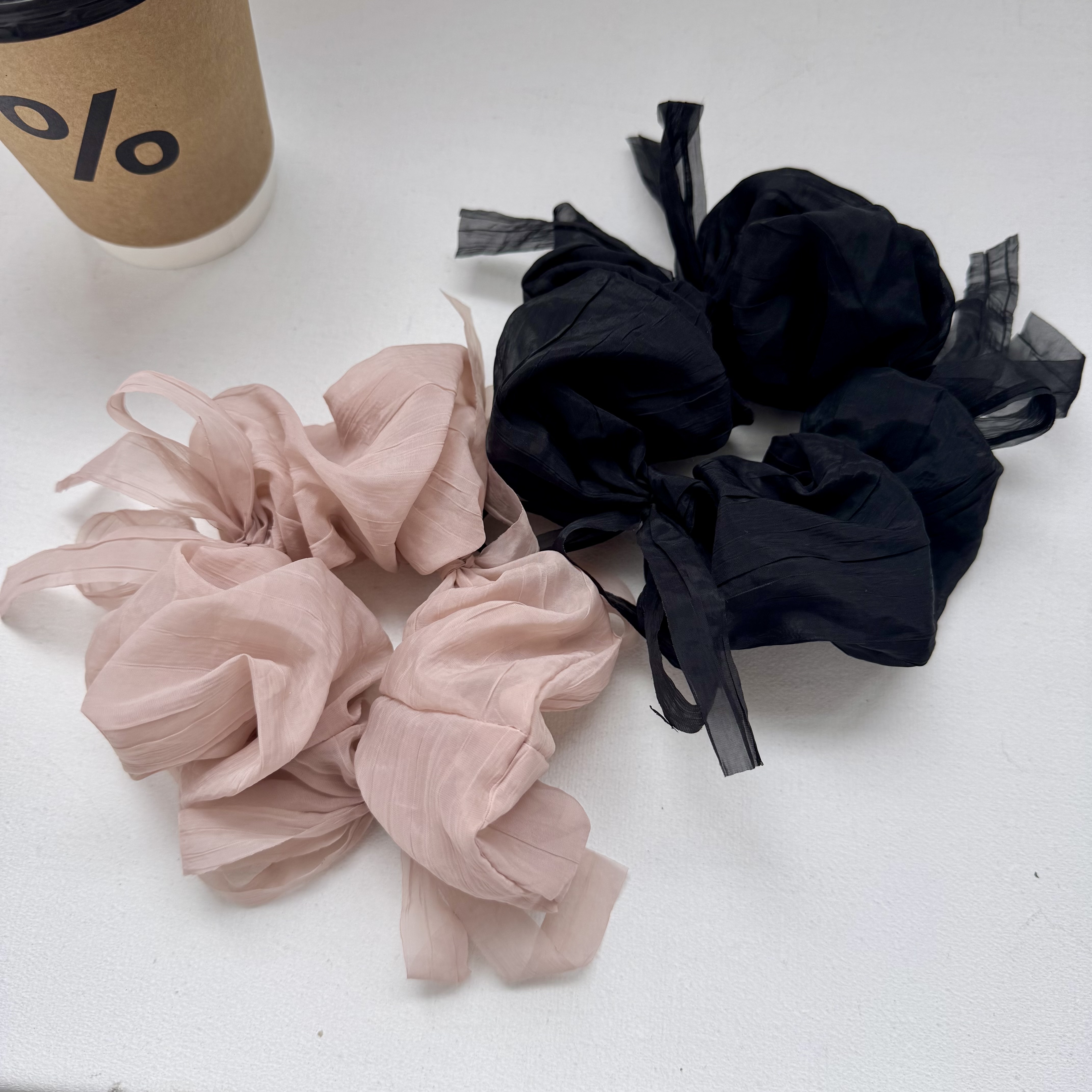 东大门 韩系泡泡纱蝴蝶结大肠圈精致轻盈甜美款发饰2054