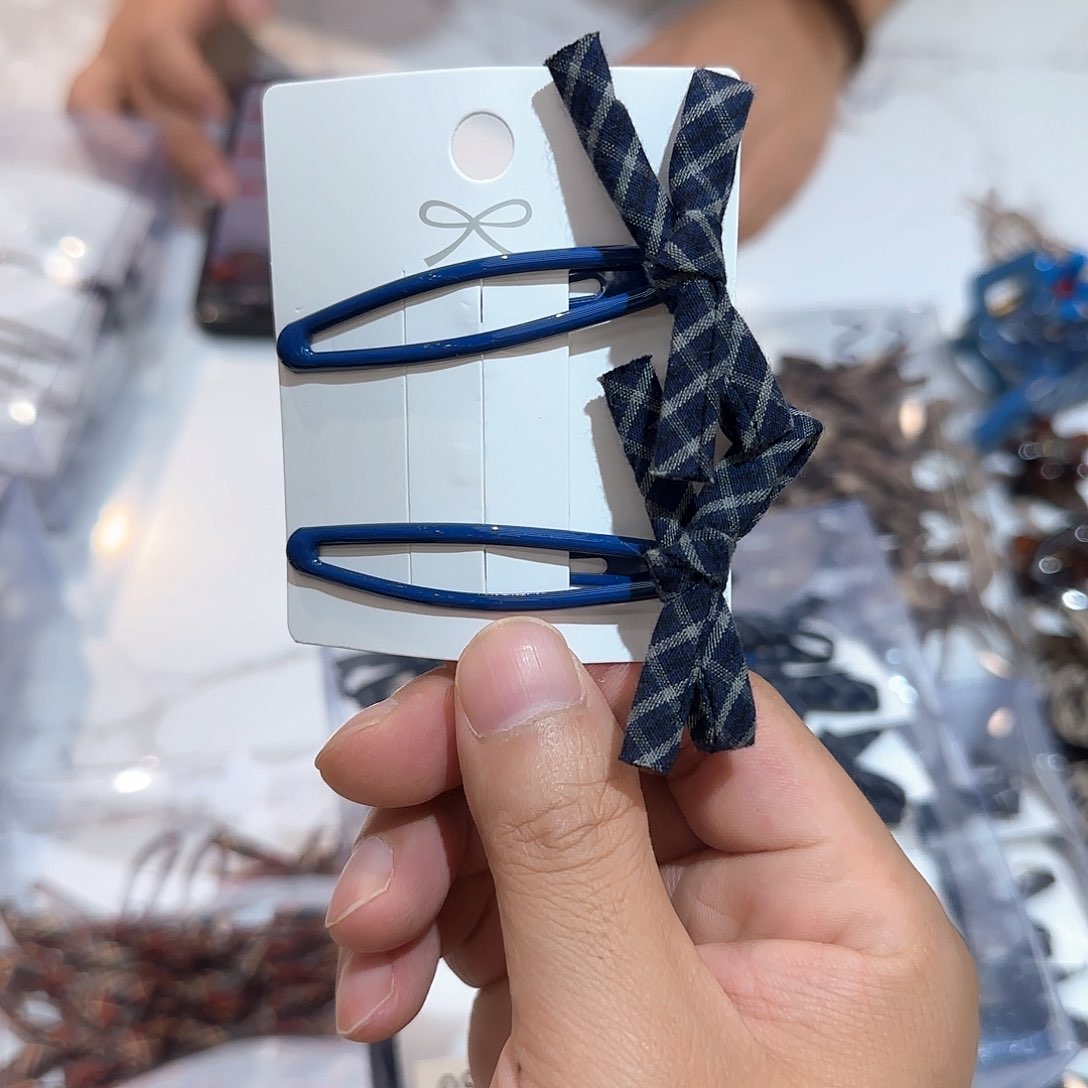 无非金属2个蓝色蝴蝶结掰掰夹