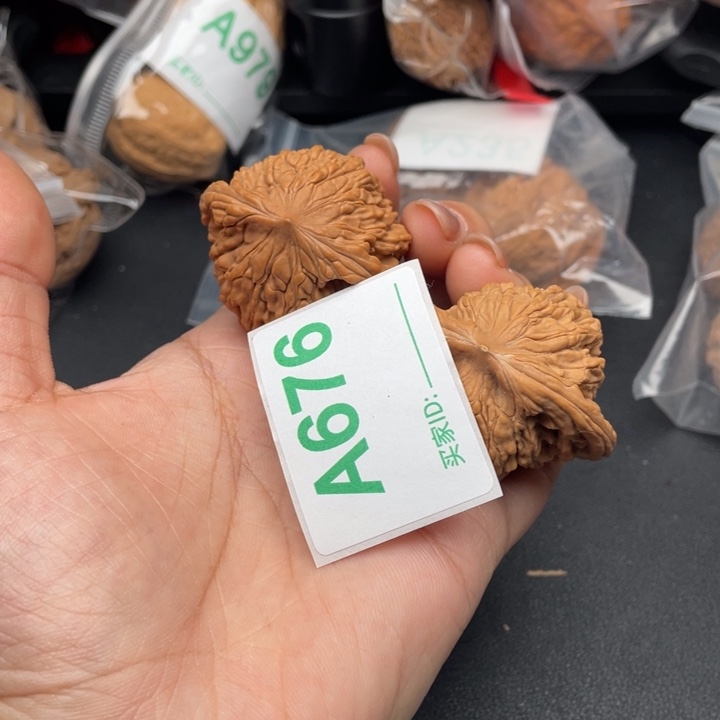 文玩核桃吊坠核桃