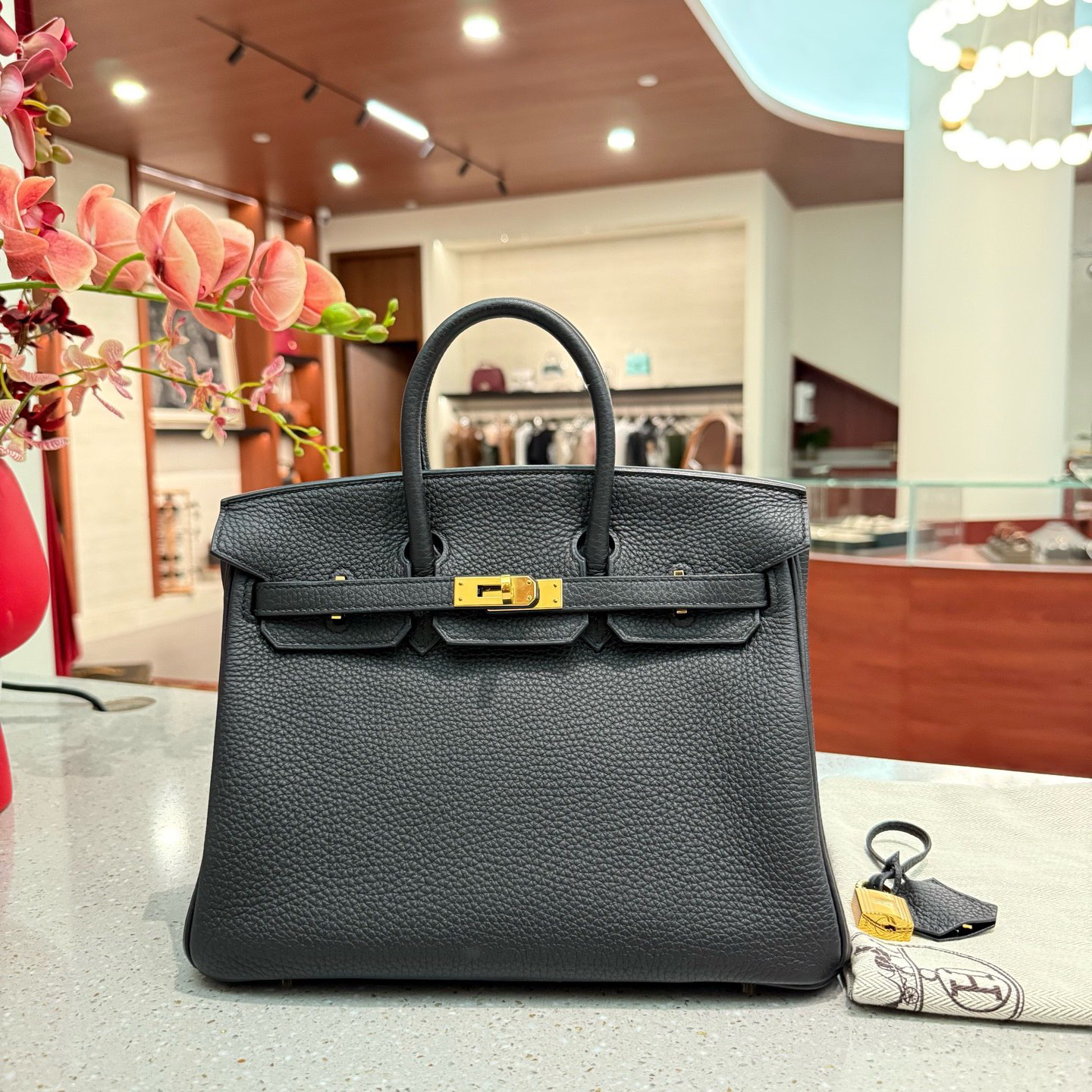 95新 Hermes/爱马仕 Birkin25铂金包togo黑金手提包/D刻