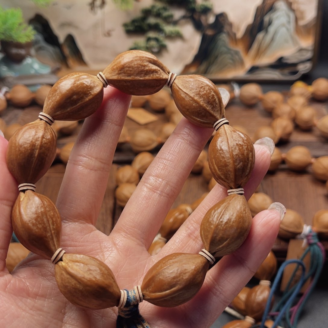 吊坠橄榄核小*爸梅林铁核手串18.28