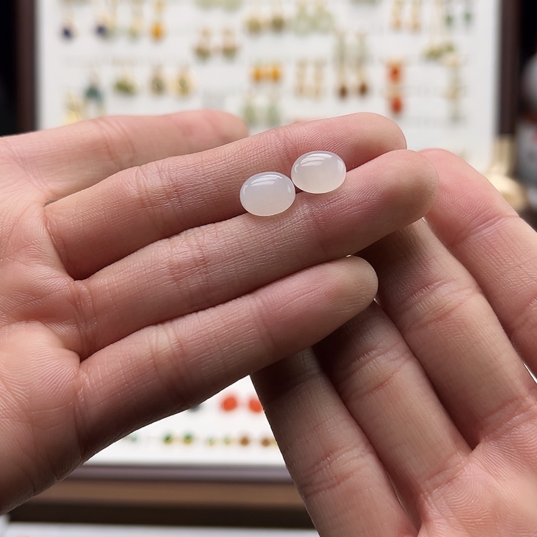 银S925镶嵌和田玉耳饰函***记