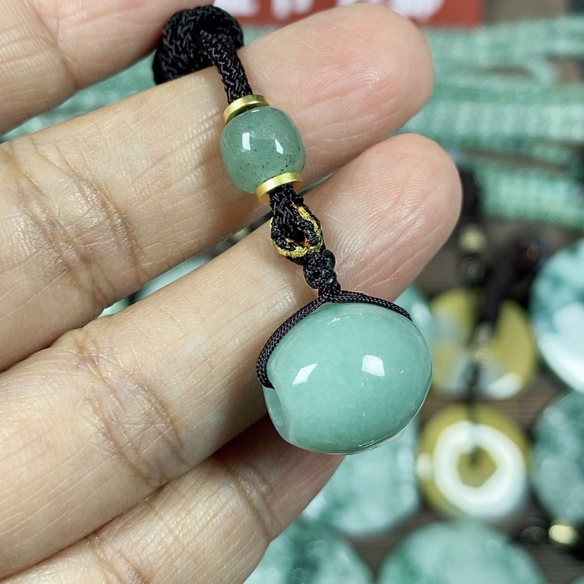 【闪购商品】翡翠颈饰未镶嵌玉吊坠翡翠玉路路通