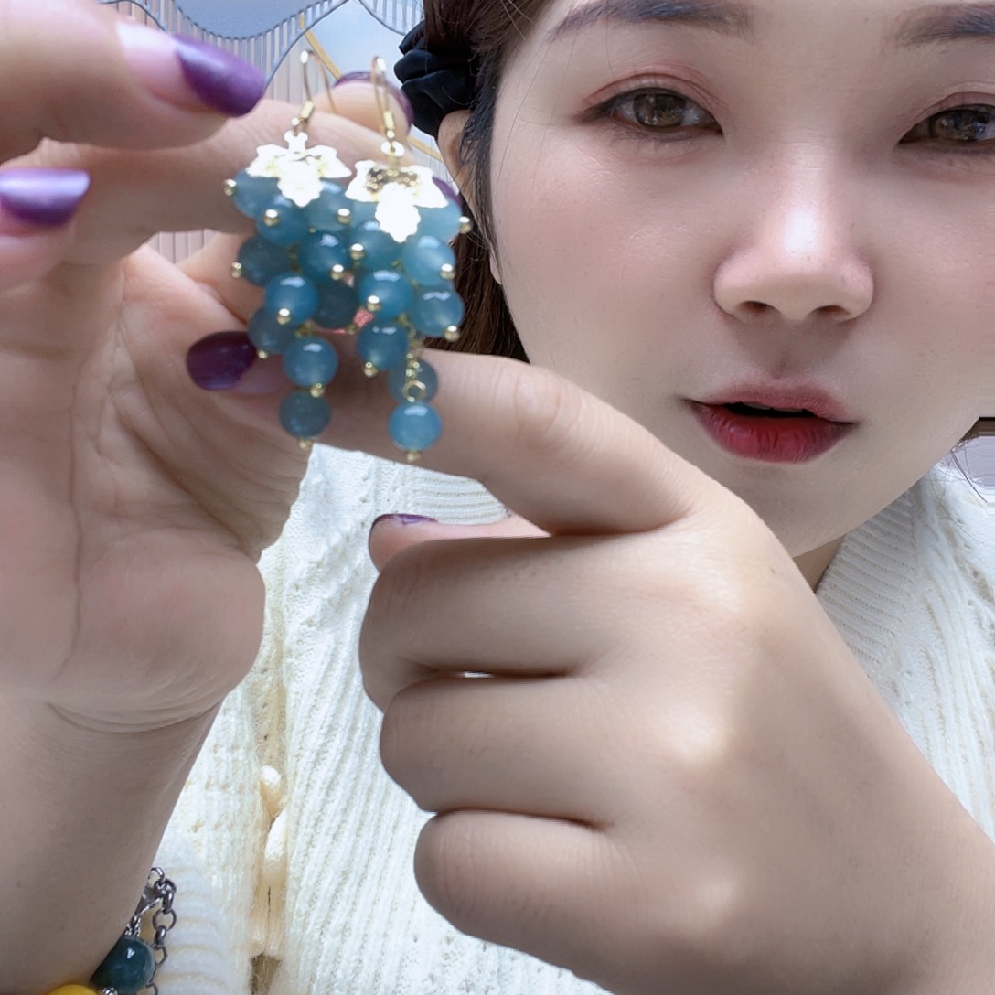 翡翠未镶嵌颈饰耳环