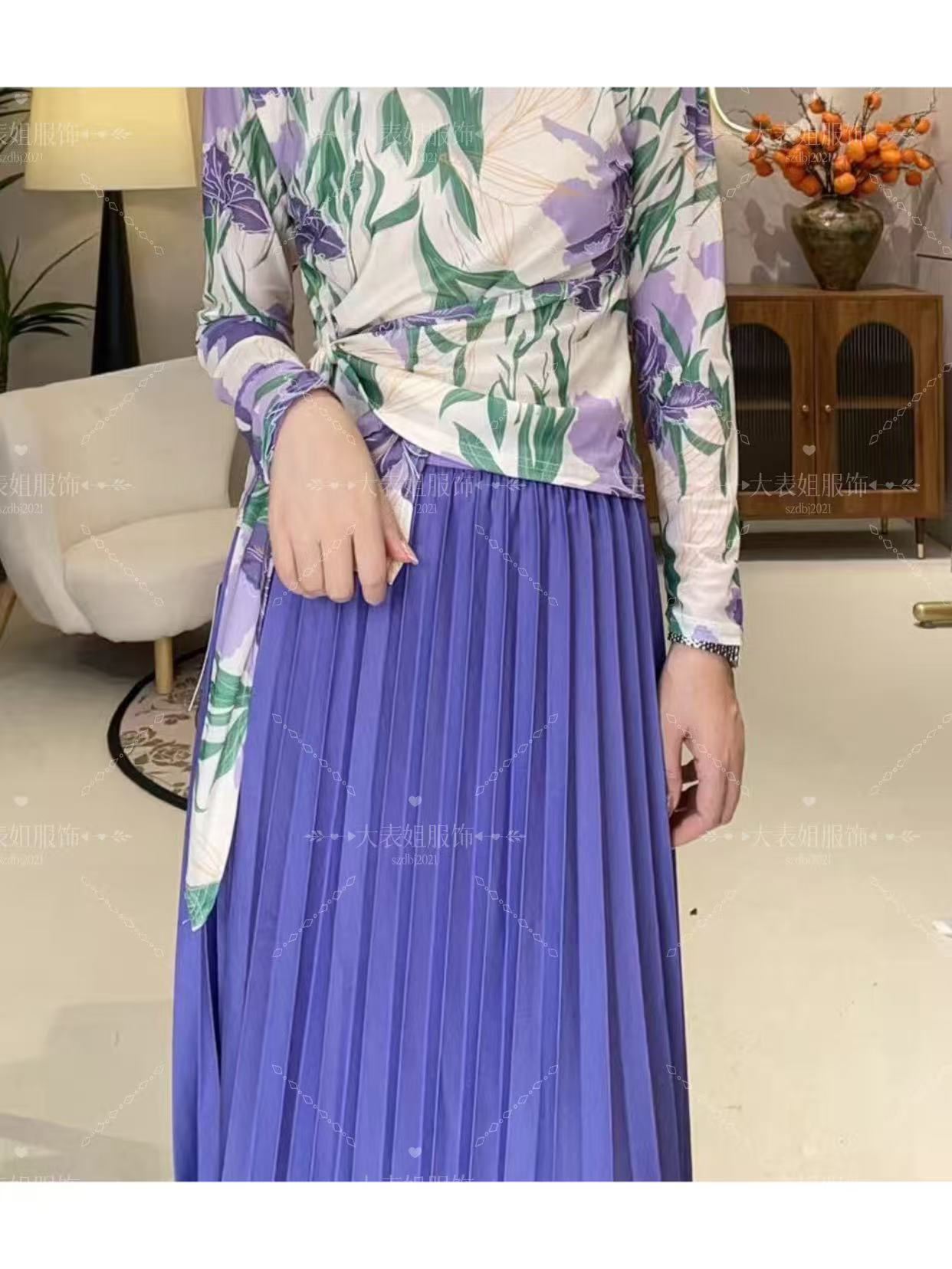 2025秋季新款A字纯色百褶半身裙108