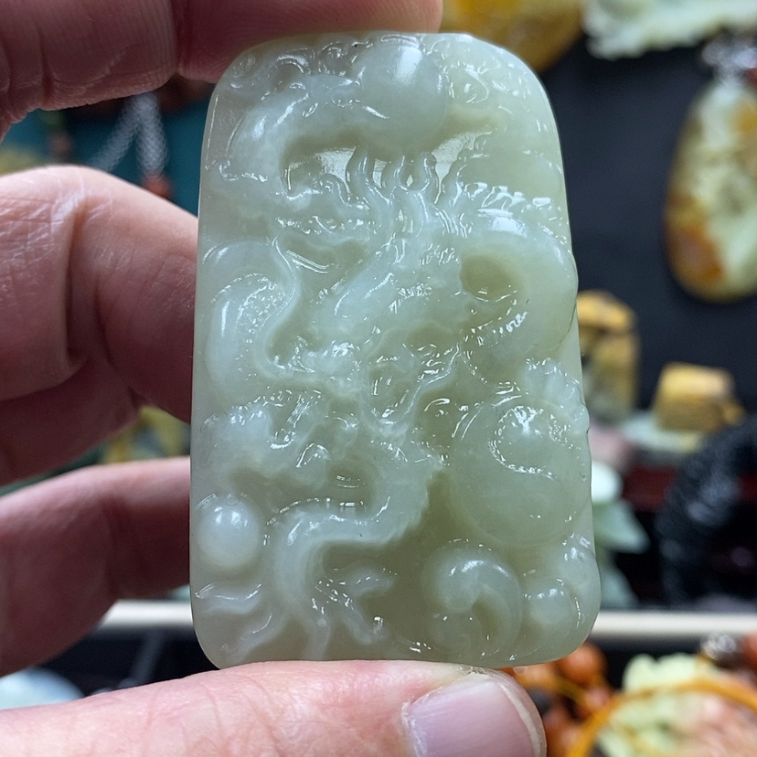 【闪购商品】蛇纹石玉吊坠未镶嵌