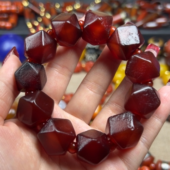 玛瑙/玉髓颈饰未镶嵌