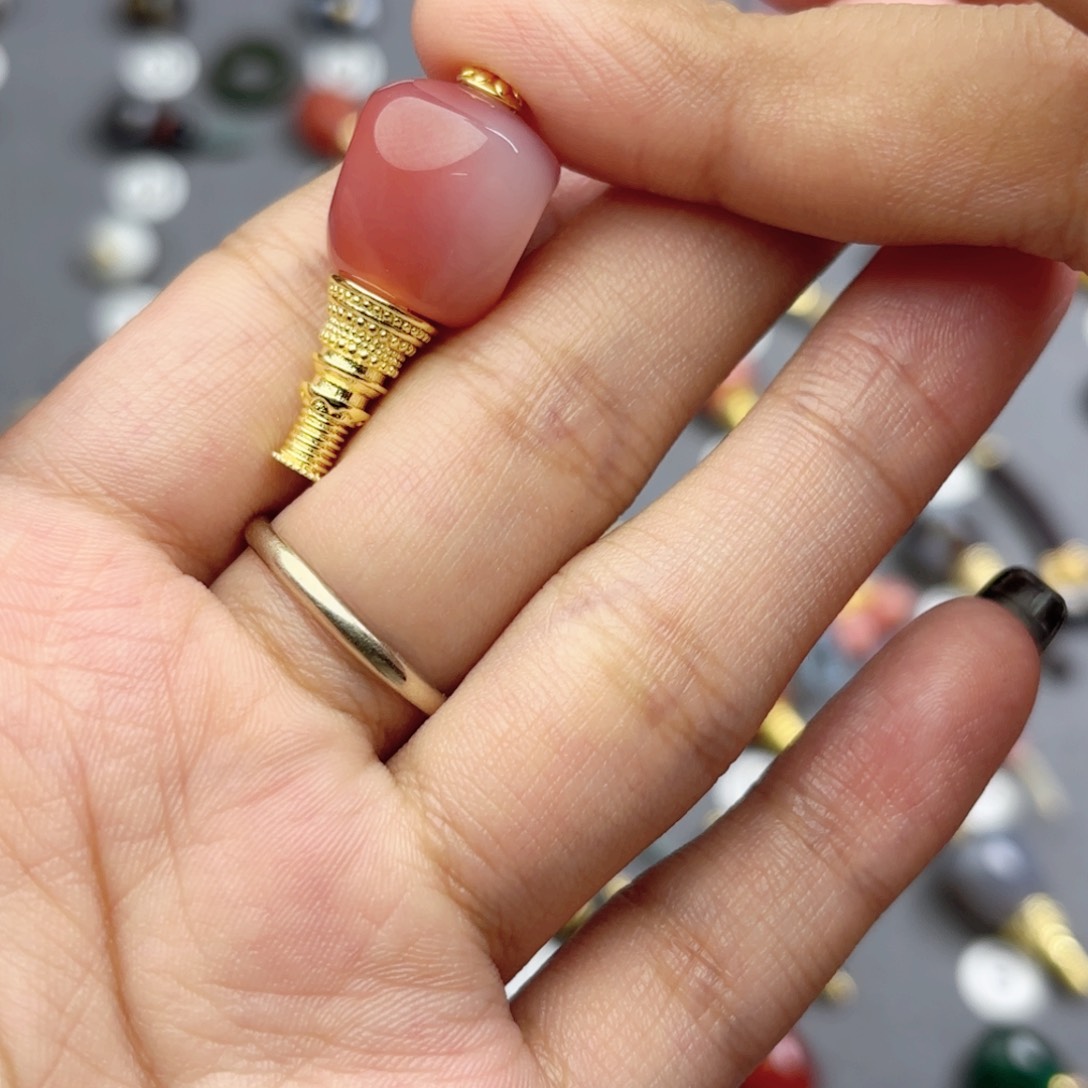 玛瑙/玉髓文玩配饰未镶嵌