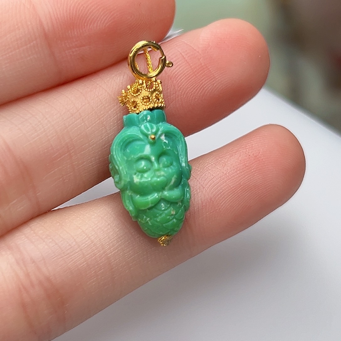 绿松石珠宝奇石18K金镶嵌