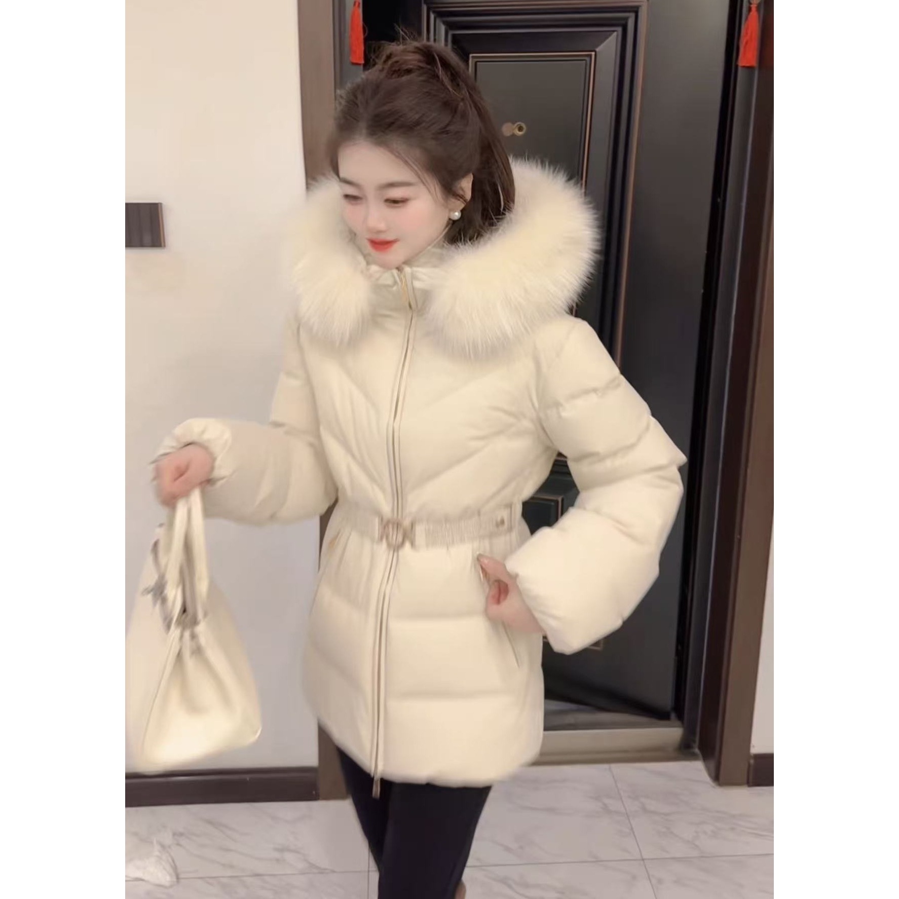 『暖冬心情S』设计显瘦百搭时尚羽绒服285