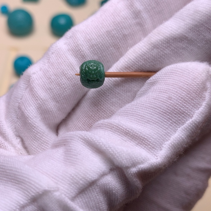 绿松石未镶嵌龙鼓珠7.6