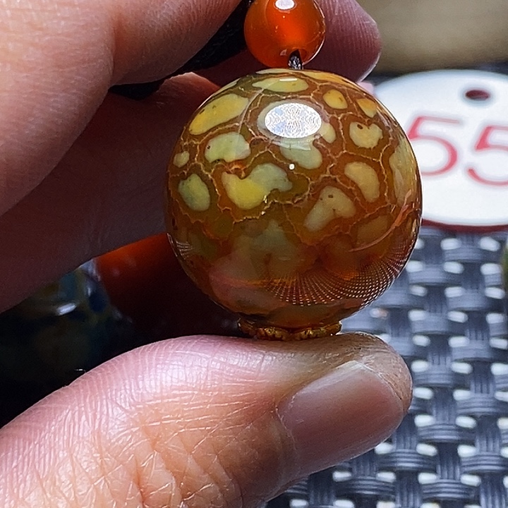 顺***水玛瑙/玉髓未镶嵌颈饰