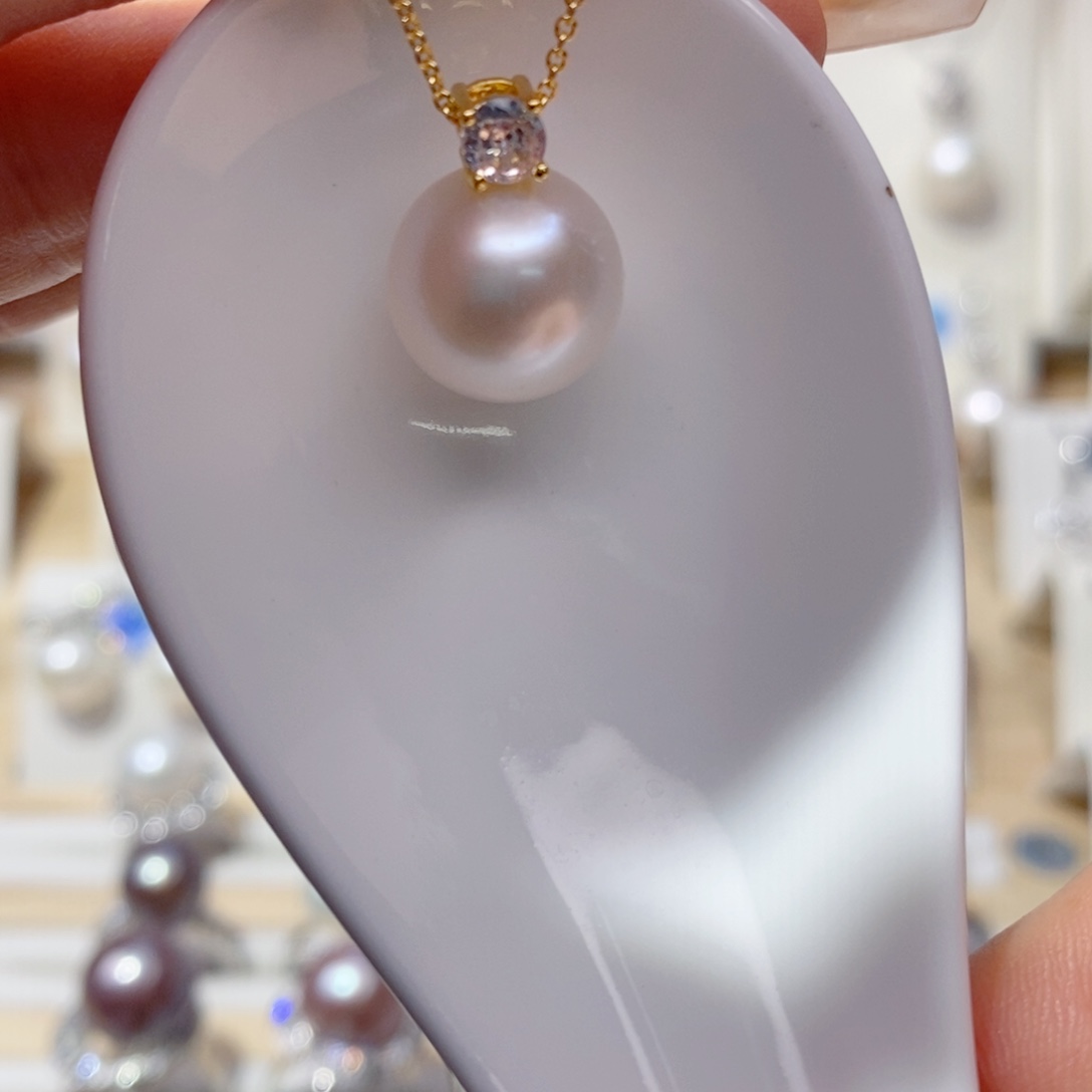 淡水珍珠吊坠(赠链)银S925镶嵌