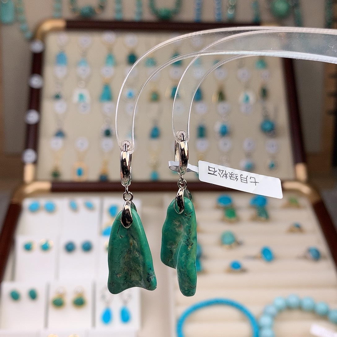 绿松石银S925镶嵌耳饰