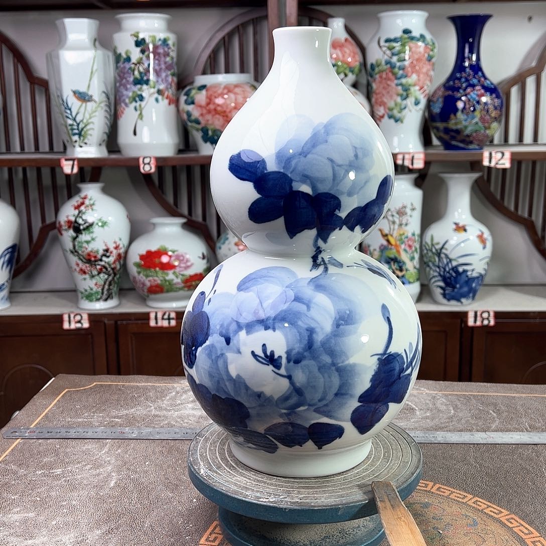 陶摆件景德镇陶瓷葫青牡