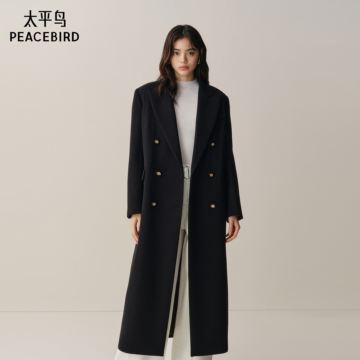 太平鸟甄毛系列时髦超长黑色西装式毛呢绗棉外套大衣女AAAAE416R