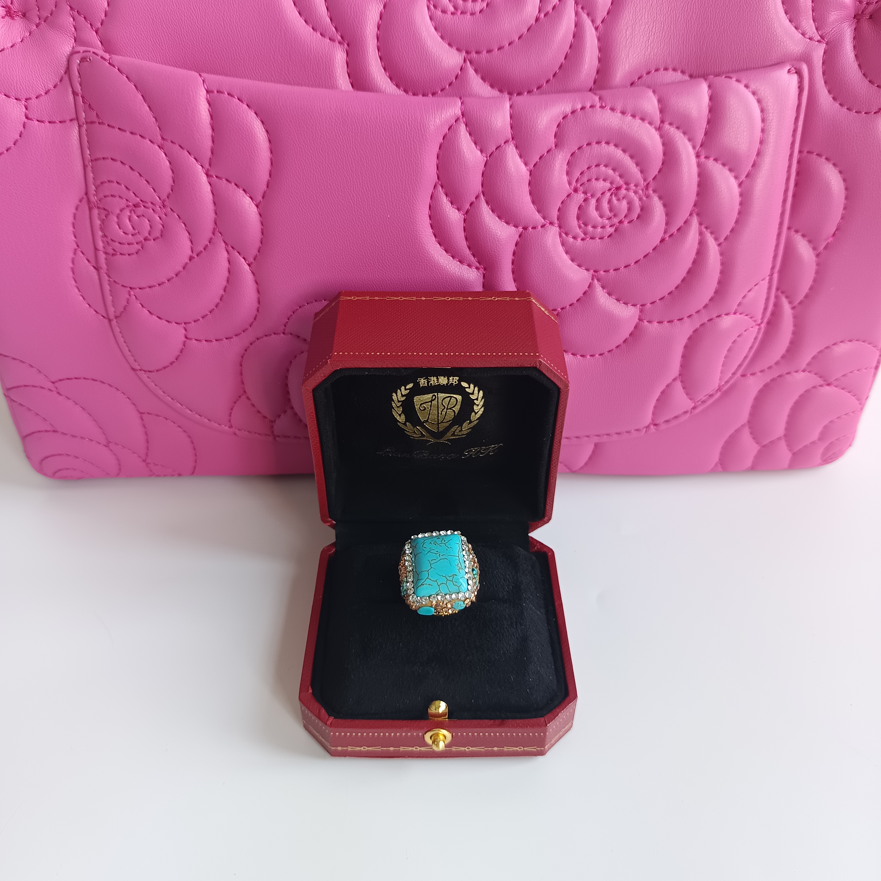 2964【LIANBANGH.K】 精品女戒指赠礼盒
