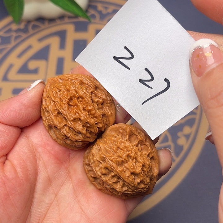 文玩核桃把件虎头