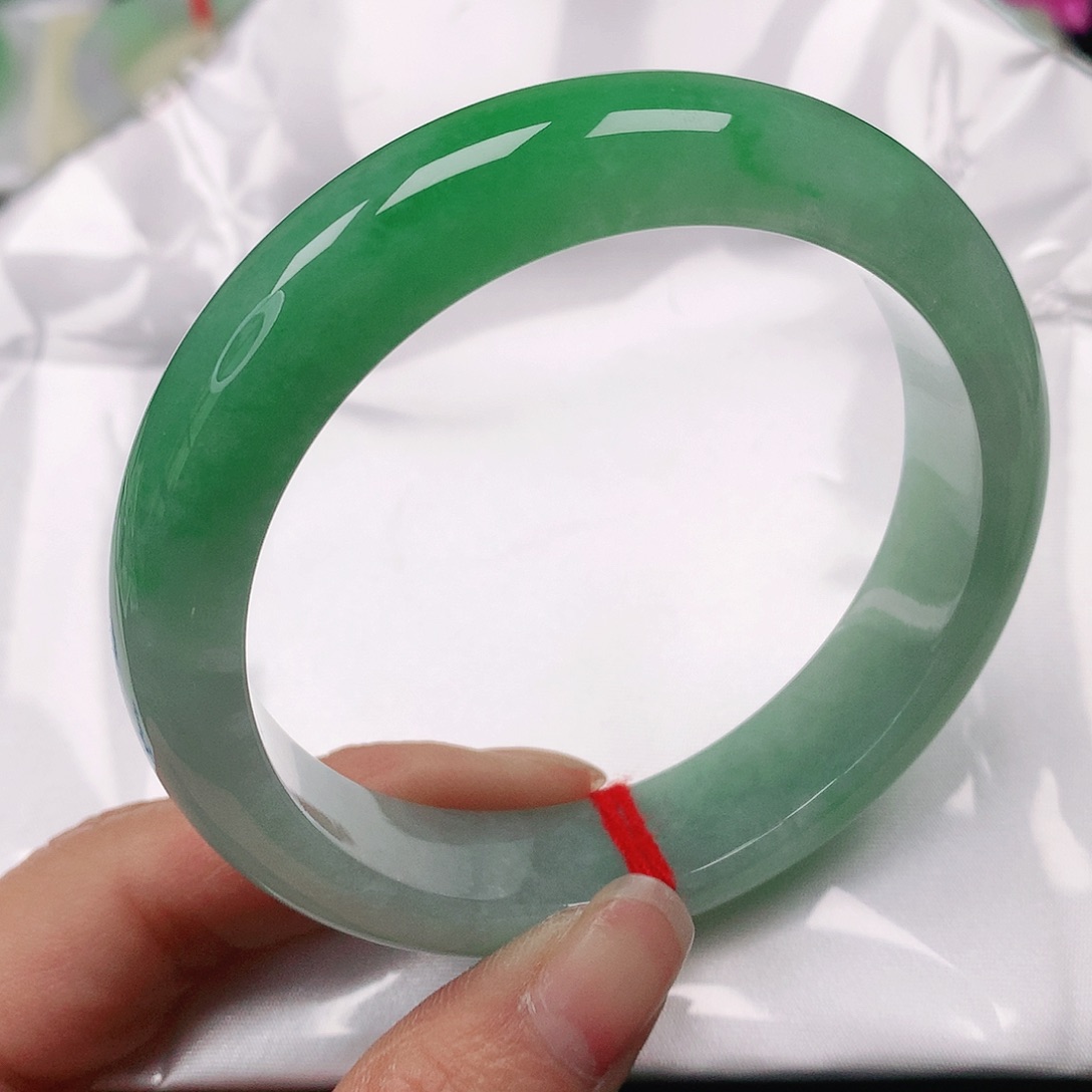翡翠手镯未镶嵌天然翡翠手镯55