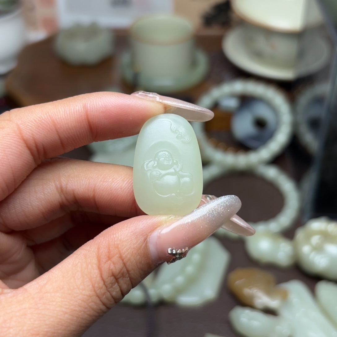 和田玉颈饰未镶嵌