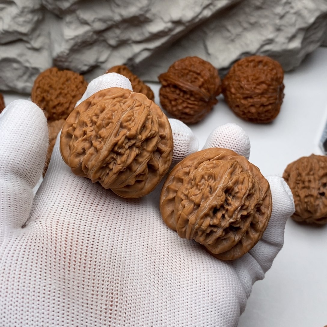 吊坠文玩核桃四座楼43全品红皮