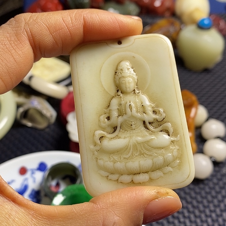 吊坠白玉菩提支持七天无理由