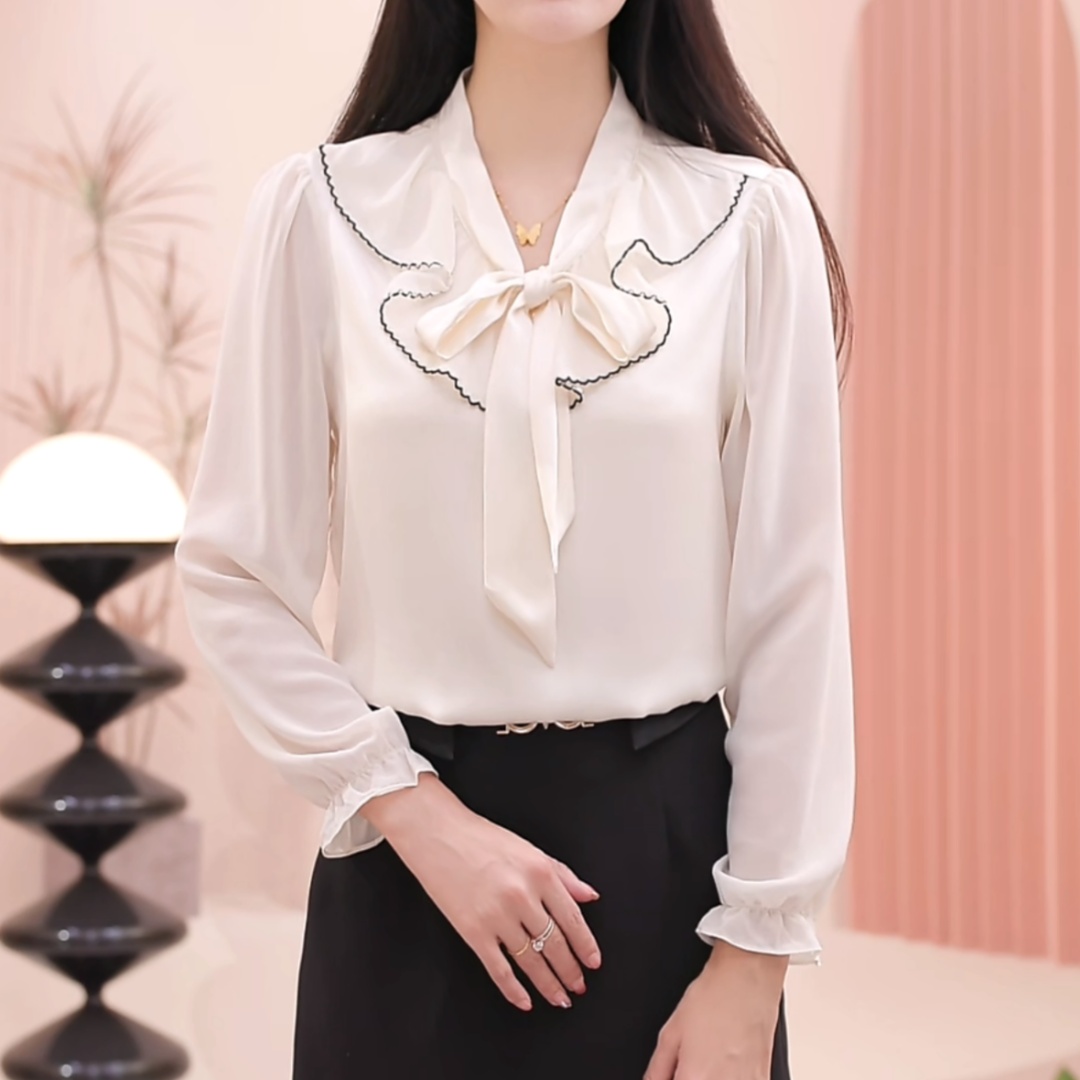 【蝴蝶花】秋季法式蝴蝶系带减龄百搭温婉洋气显白女士气质上衣