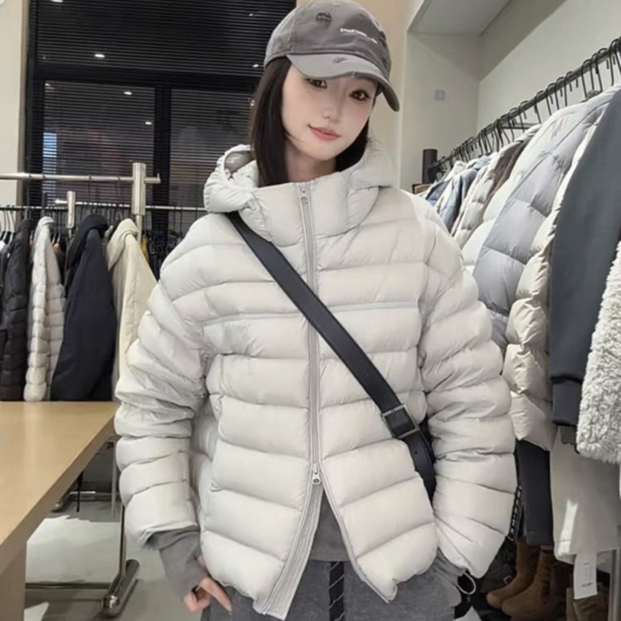 小橙子  新款连帽排骨羽绒1218（no退换）