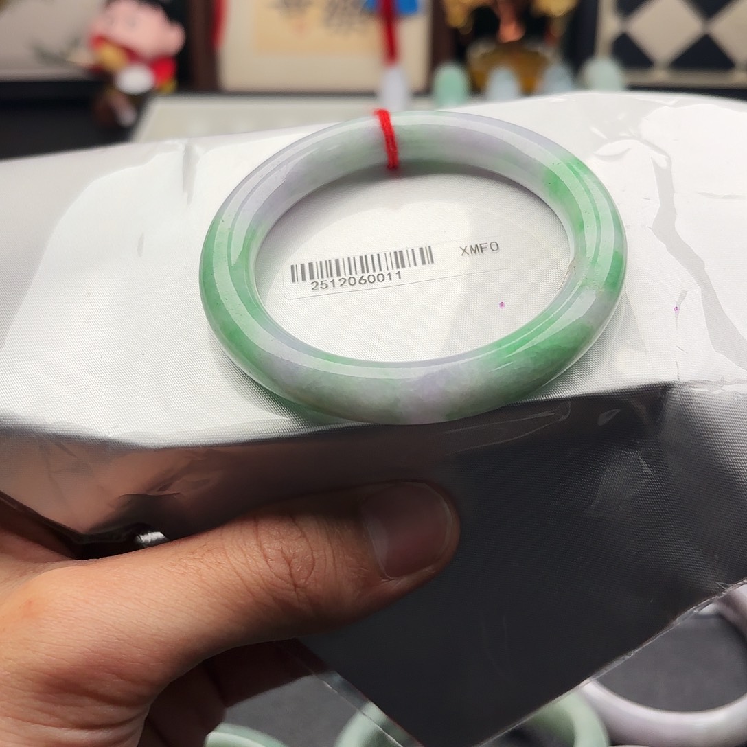 翡翠未镶嵌手镯5355 63