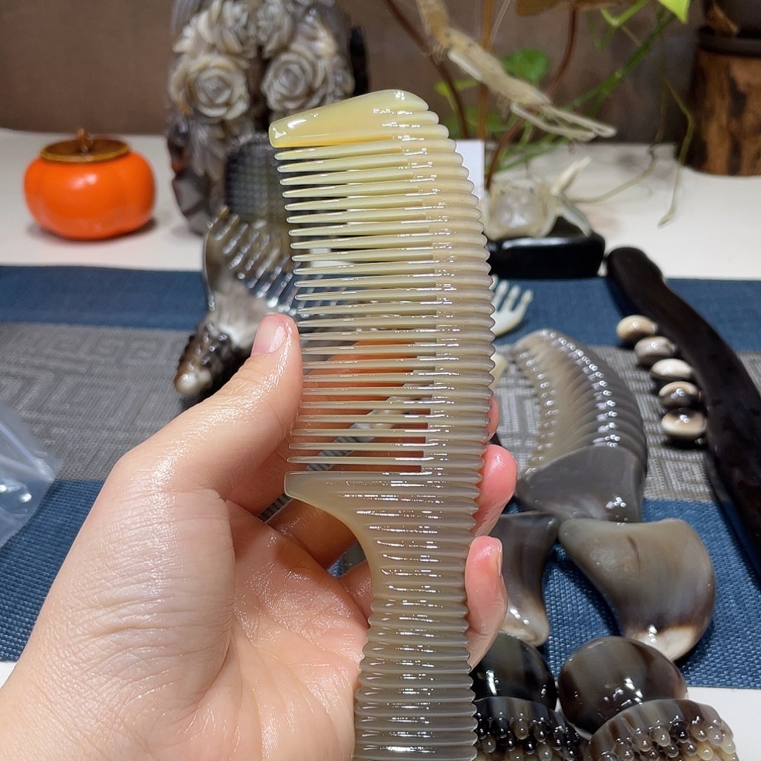 折后价 白水牛角手柄梳