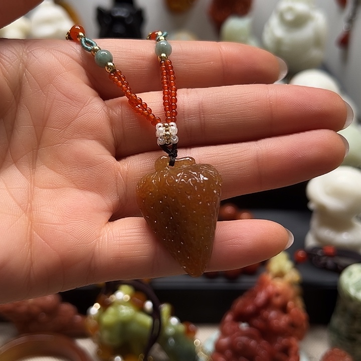 蛇纹石玉吊坠未镶嵌a****e