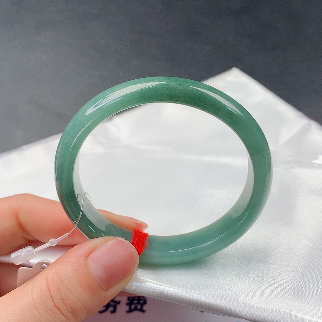 翡翠手镯未镶嵌80贵妃52