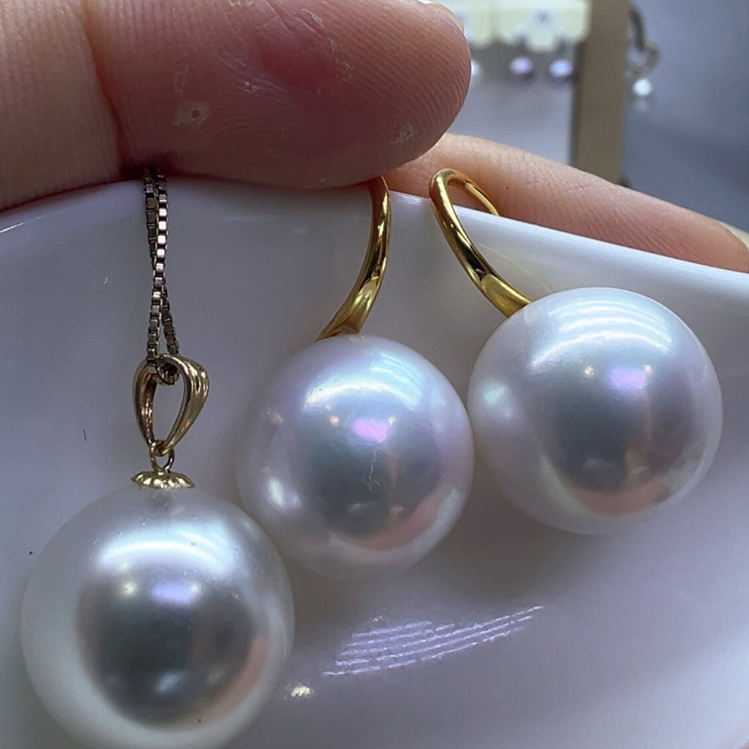 18K金镶嵌淡水珍珠耳饰