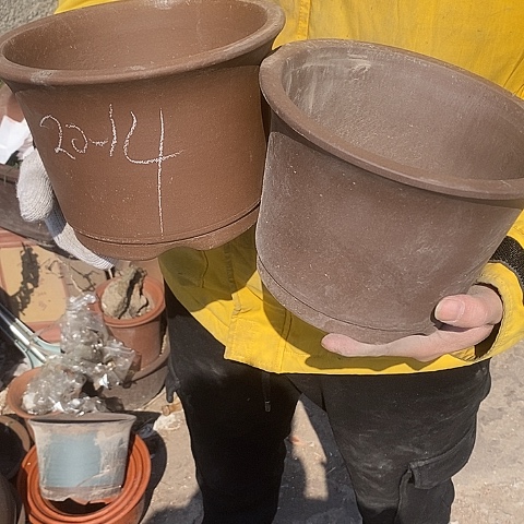 紫砂中国宜兴紫砂花盆？