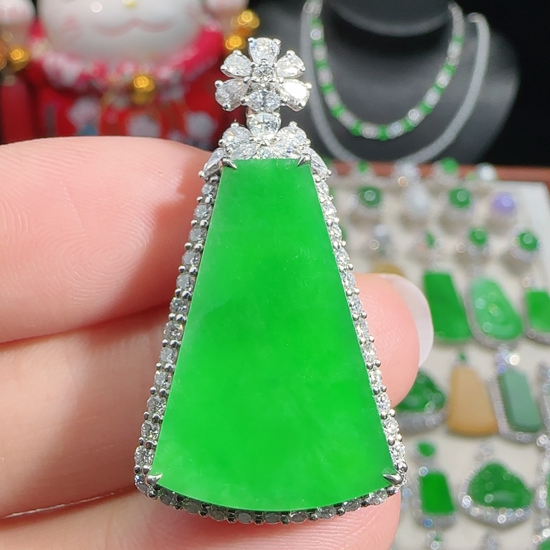 翡翠18K金镶嵌吊坠(不含链)