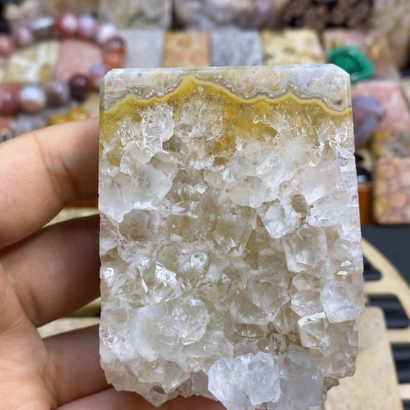 【闪购商品】硅化珊瑚（珊瑚玉）未镶嵌颈饰K8