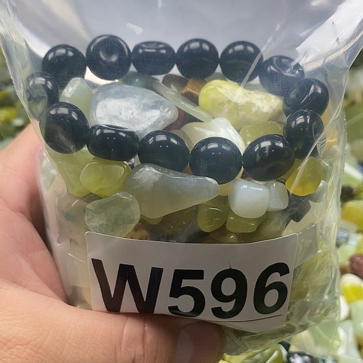 未镶嵌蛇纹石玉鱼缸石