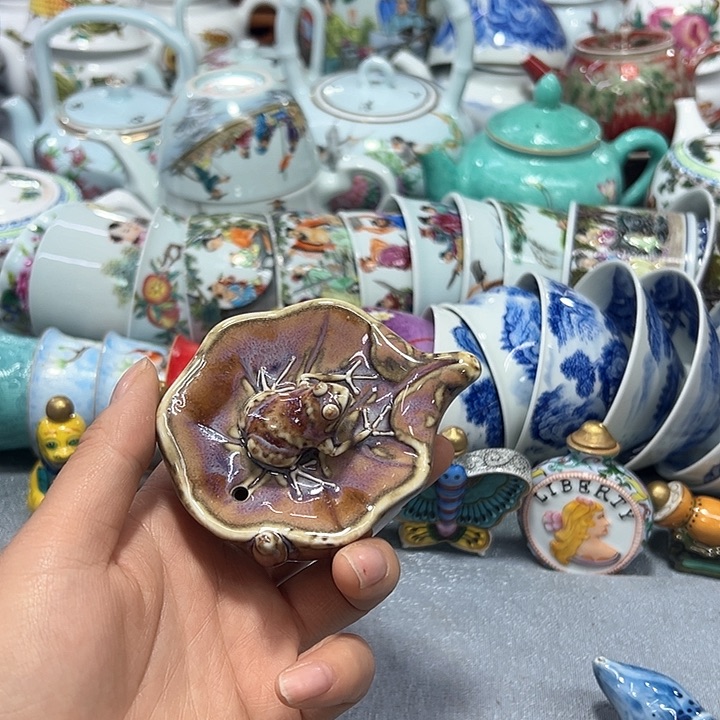 景德镇陶瓷艺术品准*尔