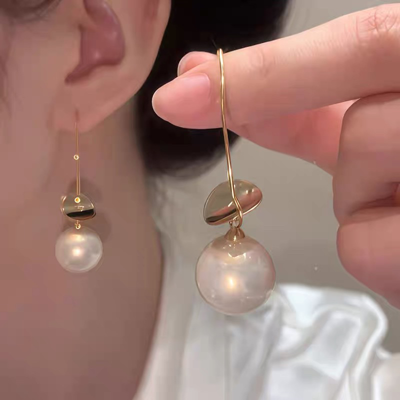 铜合金耳饰 【N69】2025爆款气质轻奢百搭简约精致网红设计师耳环