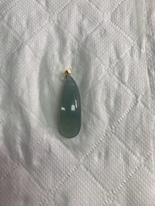 玉如军意翡翠珠宝